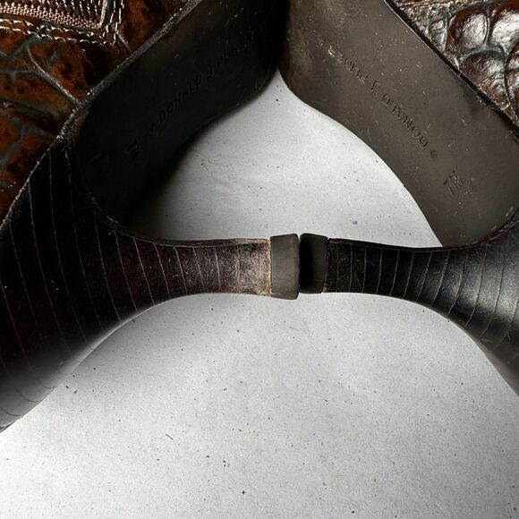 Donald J Pliner Loni Brown Croc Embossed Leather Ankle Kitten Heel Boot Mob Wife - Picture 9 of 11